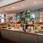 Leonardo Hotel