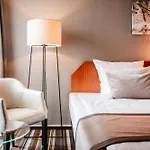 Hotel Leonardo 4*