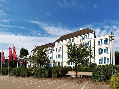 ホテル レオナルド 4*